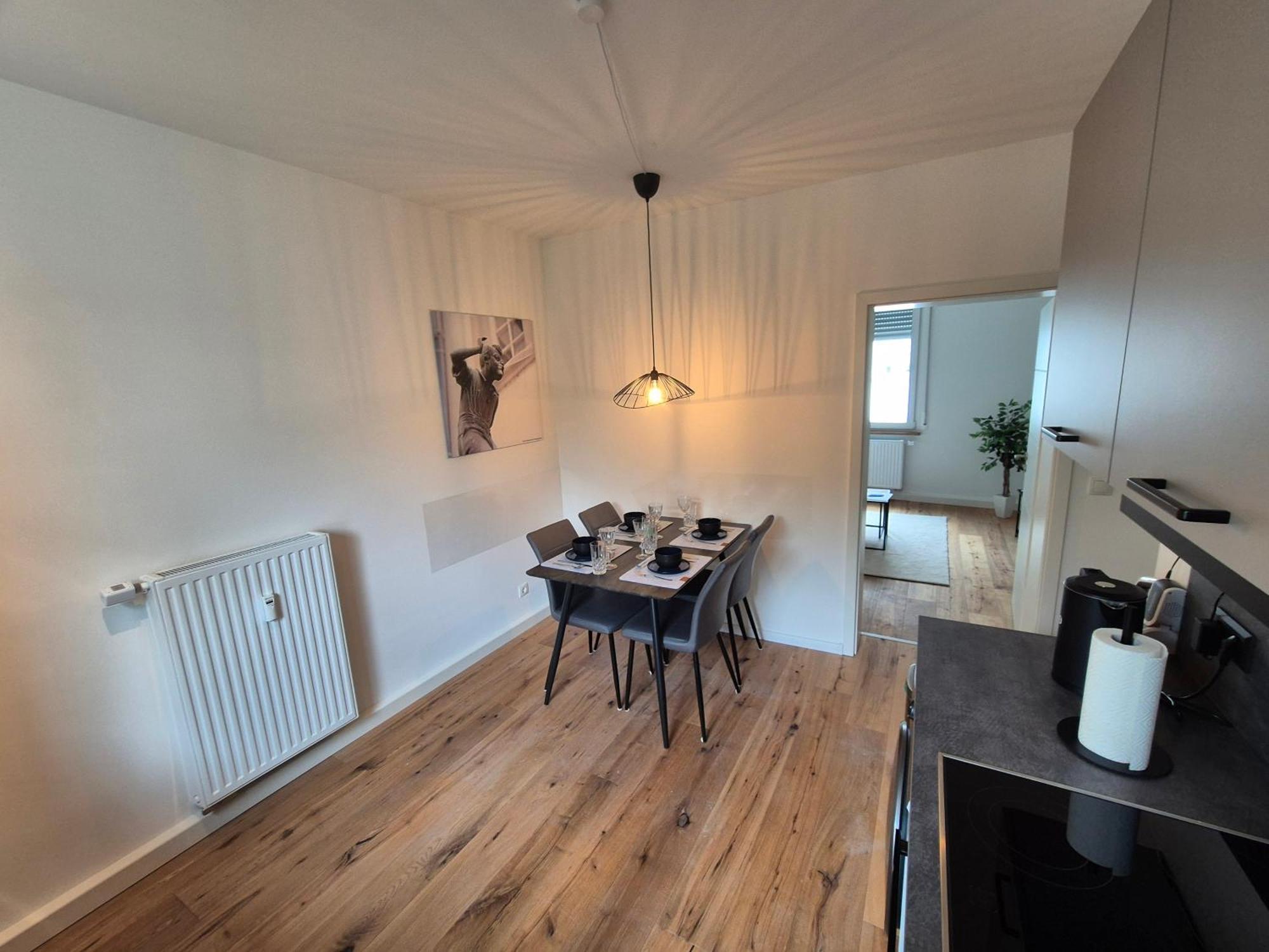 Charmante 2 Zimmer-Wohnung Mit Fahrradstellplaetzen Coblença Exterior foto